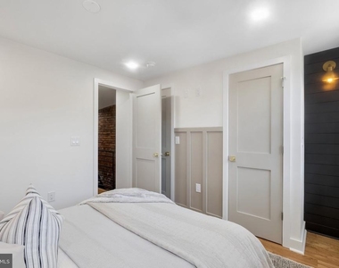 924 Cantrell Street - Photo Thumbnail 18