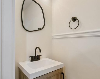 924 Cantrell Street - Photo Thumbnail 11