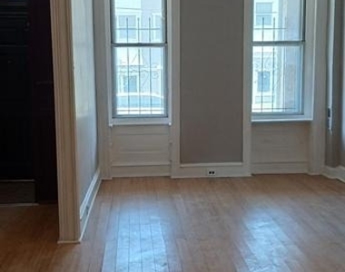 607 N 33rd Street - Photo Thumbnail 2