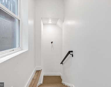 1153 N Front Street - Photo Thumbnail 13