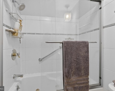 874 N 4th Street - Photo Thumbnail 16