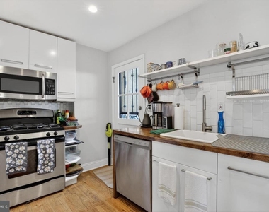 874 N 4th Street - Photo Thumbnail 8