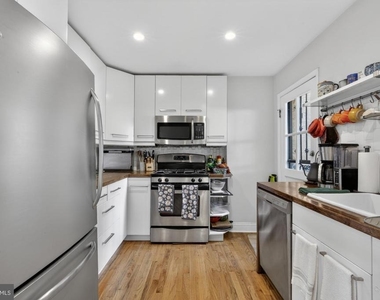 874 N 4th Street - Photo Thumbnail 7