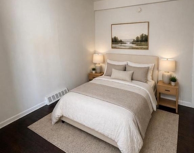 5608 Ridge Avenue - Photo Thumbnail 4