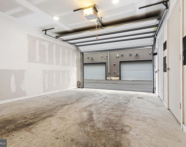 3121 Beach View Lane - Photo Thumbnail 31