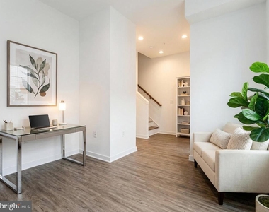 3121 Beach View Lane - Photo Thumbnail 1