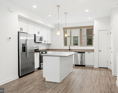 3121 Beach View Lane - Photo Thumbnail 7