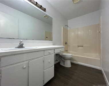 6324 Marykirk Drive - Photo Thumbnail 7