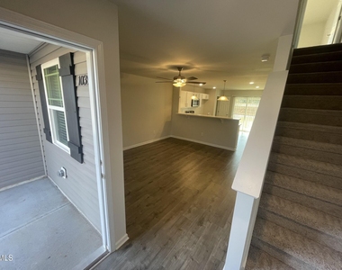 1003 Peony Lane - Photo Thumbnail 2