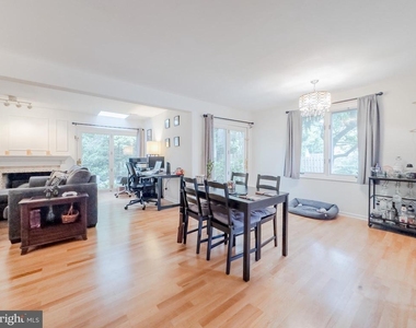116 Montrose Avenue - Photo Thumbnail 7