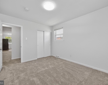 202 Green Street - Photo Thumbnail 12