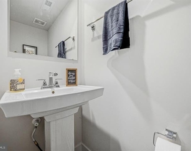 419 Paperbark Square - Photo Thumbnail 4
