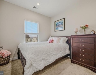 419 Paperbark Square - Photo Thumbnail 11