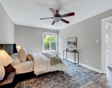 150 Carmichael Court - Photo Thumbnail 15