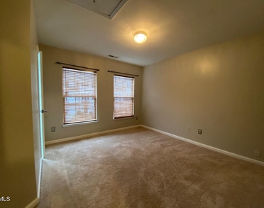 2739 Wyntercrest Lane - Photo Thumbnail 14