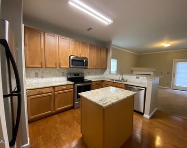 2739 Wyntercrest Lane - Photo Thumbnail 4