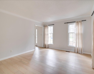 2437 Tilghman Circle - Photo Thumbnail 14