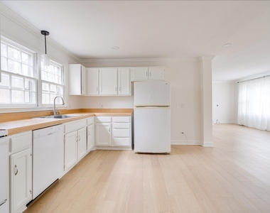 2437 Tilghman Circle - Photo Thumbnail 6