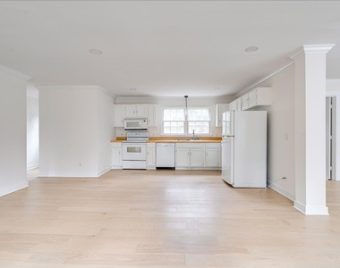 2437 Tilghman Circle - Photo Thumbnail 4