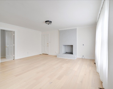 2437 Tilghman Circle - Photo Thumbnail 9