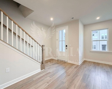609 Callan View Avenue - Photo Thumbnail 4