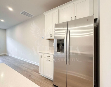 609 Callan View Avenue - Photo Thumbnail 12