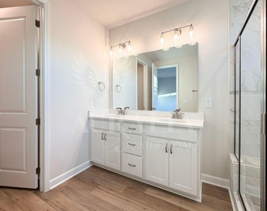 609 Callan View Avenue - Photo Thumbnail 29