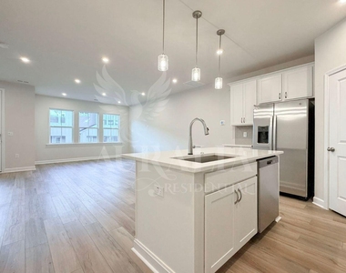 609 Callan View Avenue - Photo Thumbnail 16