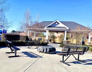 8008 Gilano Drive - Photo Thumbnail 39