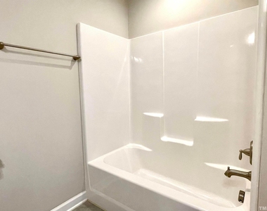 8008 Gilano Drive - Photo Thumbnail 36