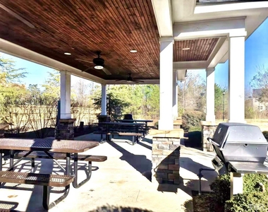 8008 Gilano Drive - Photo Thumbnail 40
