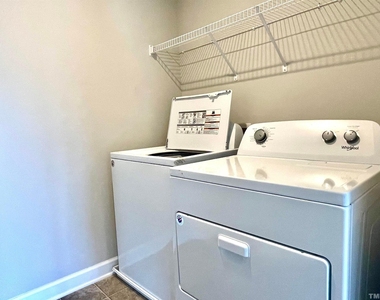 8008 Gilano Drive - Photo Thumbnail 30