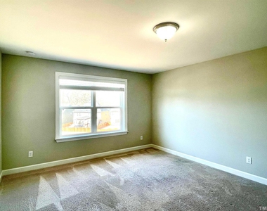 8008 Gilano Drive - Photo Thumbnail 23