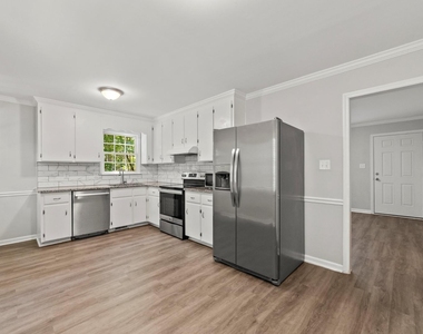 3921 Bamburgh Lane - Photo Thumbnail 9