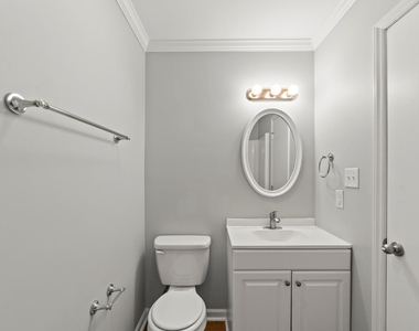 3921 Bamburgh Lane - Photo Thumbnail 11