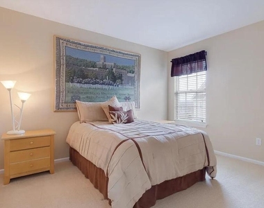 1508 Carol Court - Photo Thumbnail 17