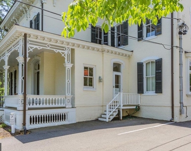 10 Bayard Lane - Photo Thumbnail 13