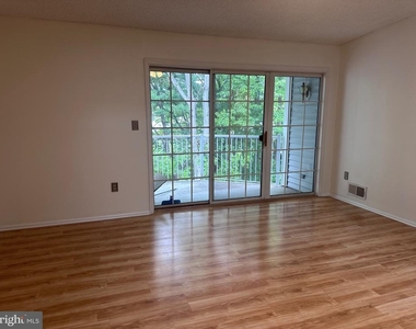 65 Cheverny Court - Photo Thumbnail 8