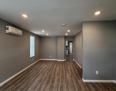 44 Capitol Street - Photo Thumbnail 1
