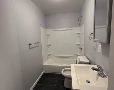 44 Capitol Street - Photo Thumbnail 8