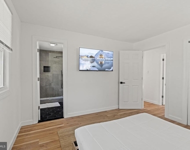 901 Russo Drive - Photo Thumbnail 17
