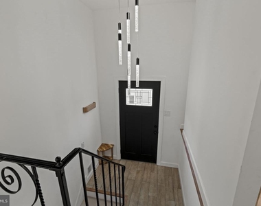 901 Russo Drive - Photo Thumbnail 4