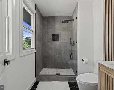 901 Russo Drive - Photo Thumbnail 19