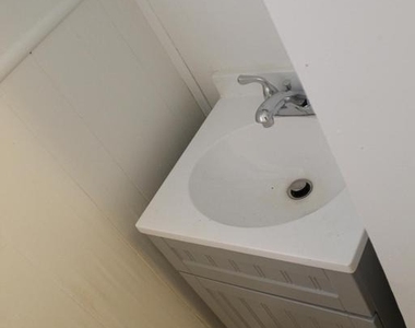 131 Ray Street - Photo Thumbnail 15