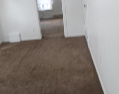 131 Ray Street - Photo Thumbnail 6