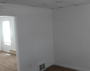 131 Ray Street - Photo Thumbnail 11