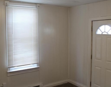 131 Ray Street - Photo Thumbnail 12
