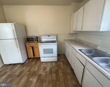 124 Ray Street - Photo Thumbnail 6
