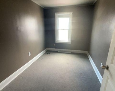 124 Ray Street - Photo Thumbnail 7