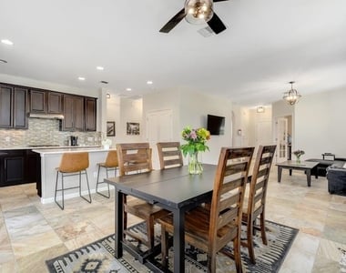 1332 Central Park Ct - Photo Thumbnail 8